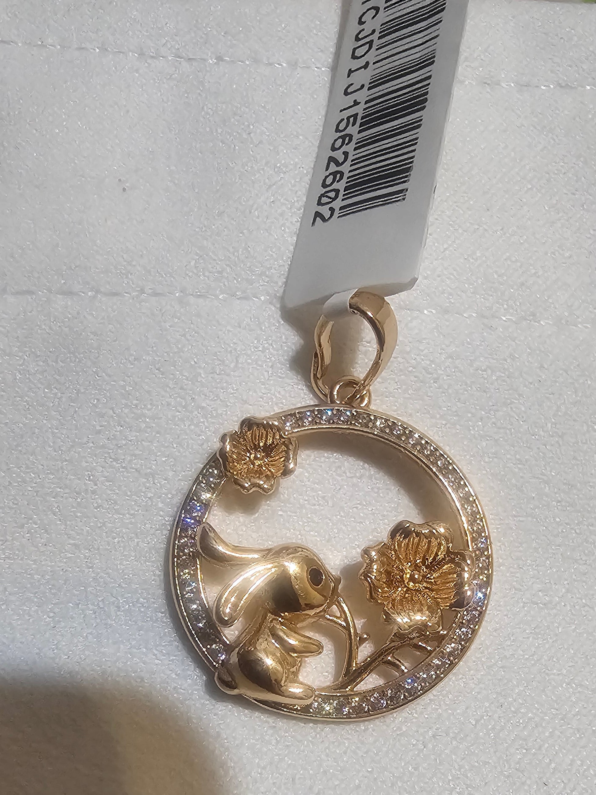 Dije Conejito y Flores De Oro